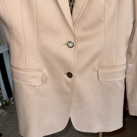 Dolce & Gabbana Nude Blazer With Tiger Print Lining Inside, NWOT, Silver Buttons - Picture 3 of 9